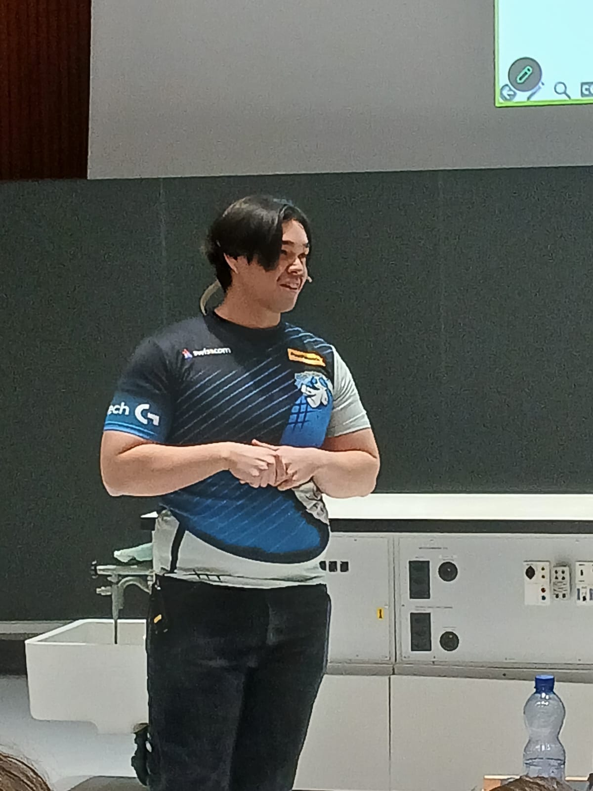 Gamer Destan (Destany) in der Vorlesung 